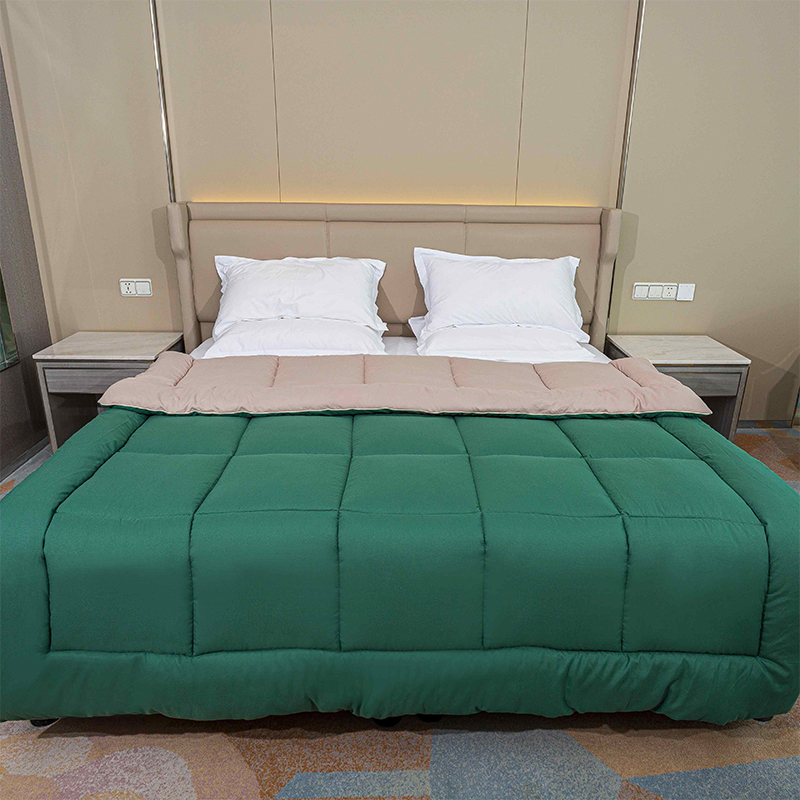Green Reversible Comforter polyester nhẹ Kích thước tùy chỉnh Quilted Soft All Mùa Bed Duvet Chèn